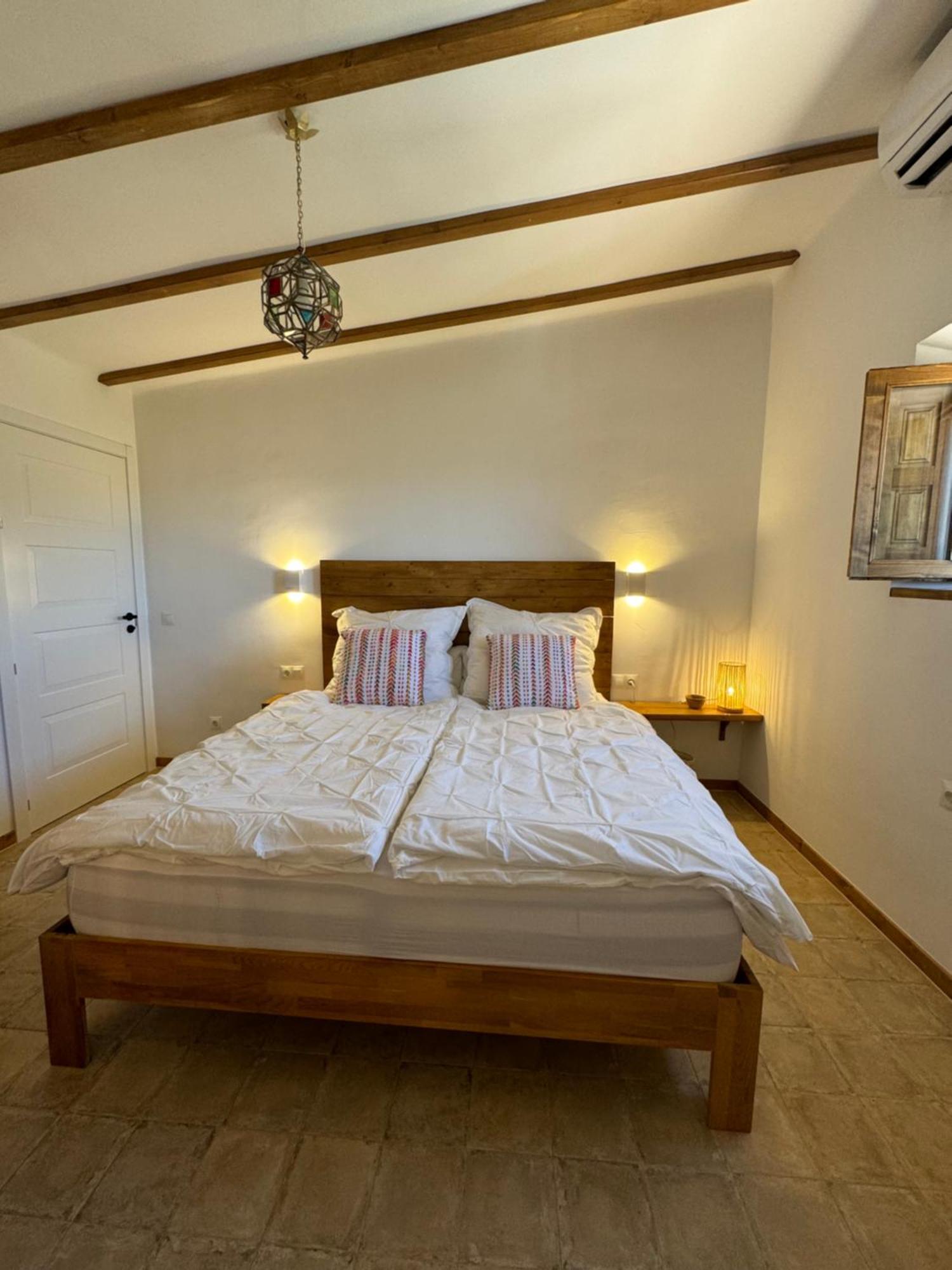 Santa Teresa Bed & Breakfast Andalusien Pizarra Exterior photo